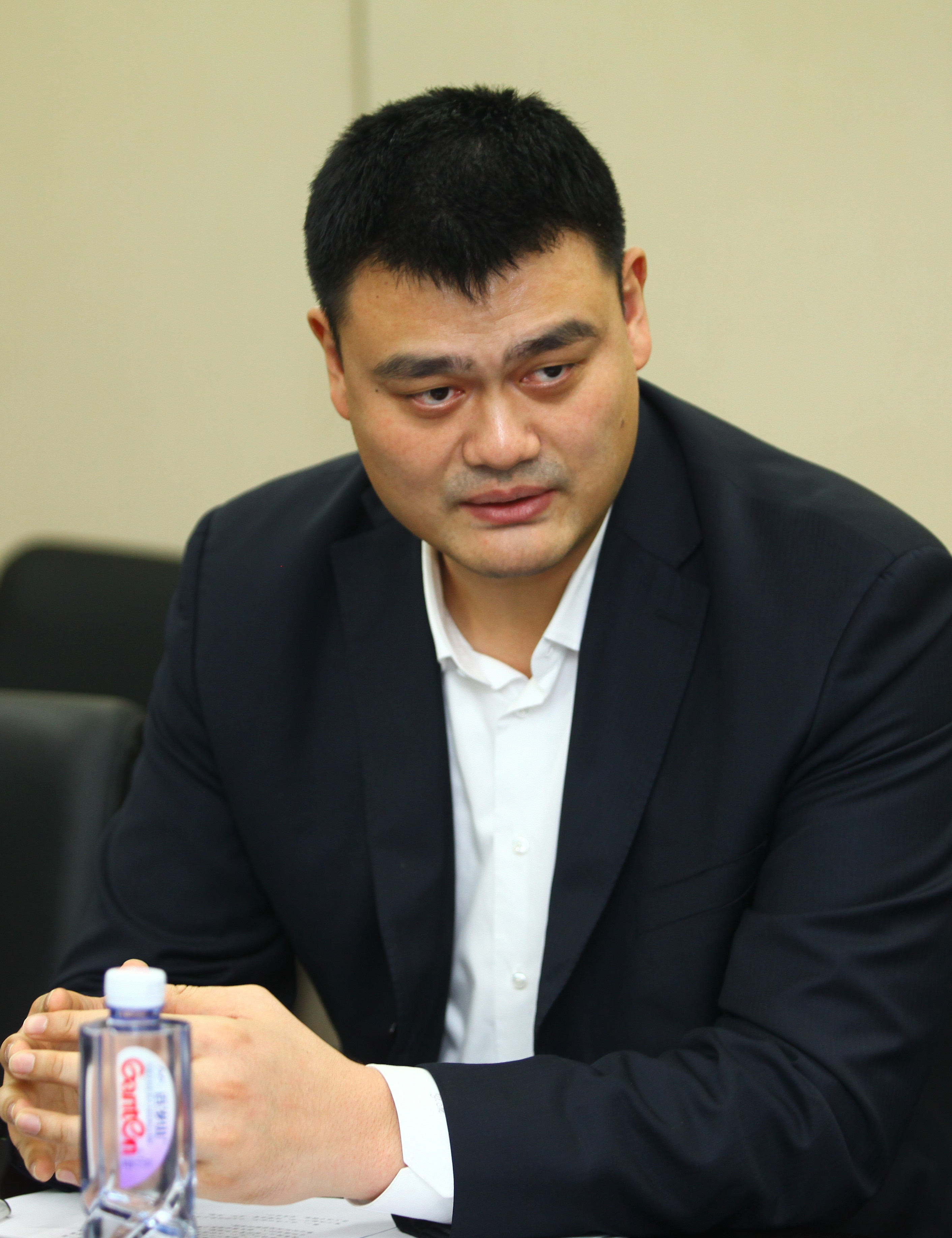成为球队不