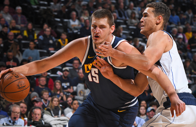 带伤首发 带伤首发